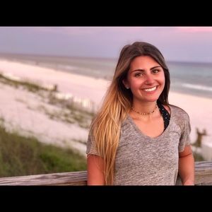 Meet your Posher, Natalie